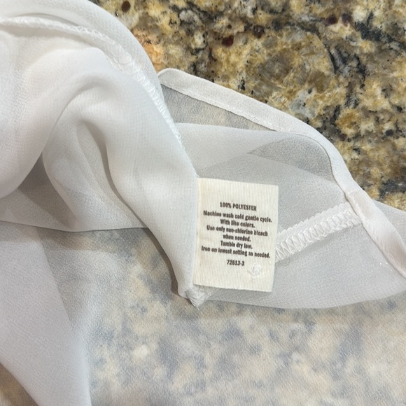 Top blouse sheer sleeveless white top size medium - Picture 6 of 8